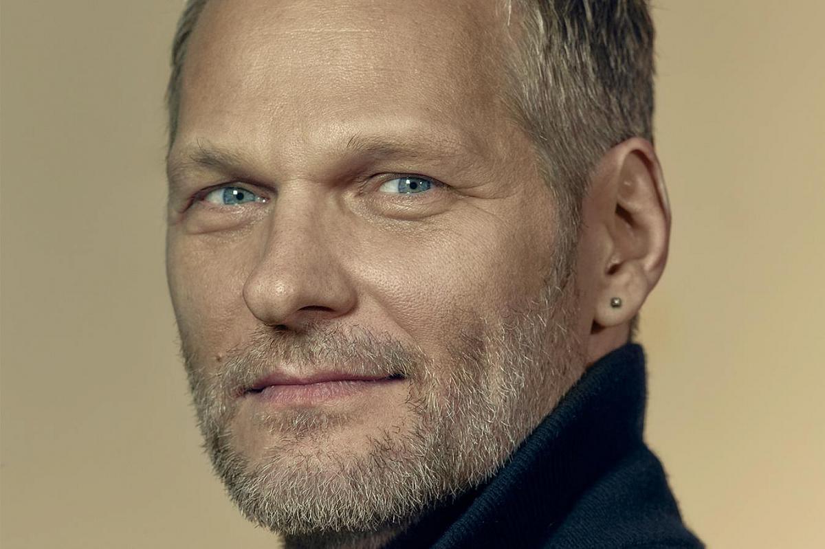 9d1d859b66062585b3c79a0db48b6800-thumb-1200